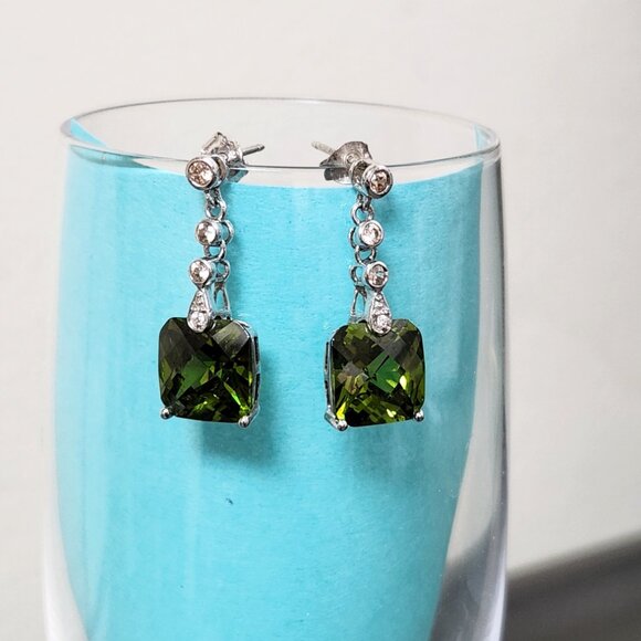 💎🟢 Sterling Silver .925 Green Swarovski Crystals Dangling Drop Earrings - Picture 3 of 11
